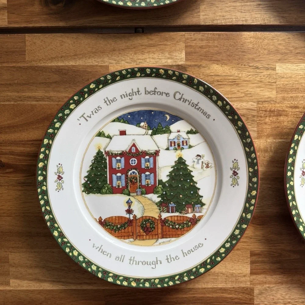 PORTMEIRION STUDIO 4-PC Susan Winget A CHRISTMAS STORY Dinner Plates Santa Claus